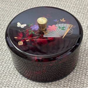 Asian-inspired Container